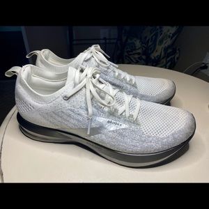 Men’s Brooks